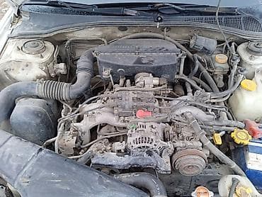 Subaru Legacy: 2001 г., 2 л, Механика, Бензин, Универсал