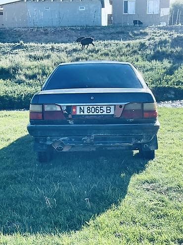 audi q4: Audi 100: 1986 г., 2.2 л, Бензин, Седан — 3