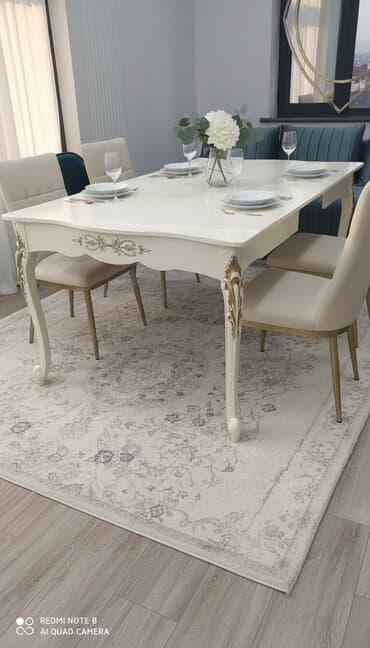 пластмасс стол стул: До 4.5 метр раскладывается. Торг можно. Раздвижной стол в Зал. К нему — 1