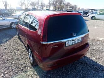 обмен машинами с доплатой: Honda Stream: 2001 г., 2 л, Механика, Газ, Вэн/Минивэн — 6