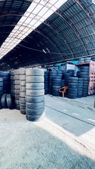 дордой бизнес: 📍 Продаётся место с 20-тонным контейнером г. Ош, район ХБК, рынок — 2