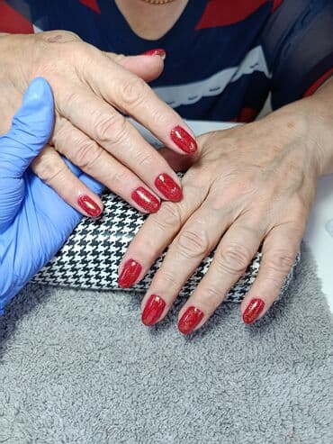 сколько стоит обучение на мастера маникюра: Выравнивание, Дизайн, Наращивание ногтей, Маникюр, Одноразовые расходные материалы, Требуются модели — 6