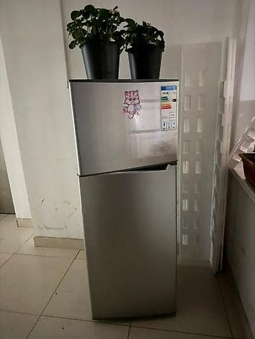 усилитель с колонками: Холодильник Avest, Двухкамерный — 2