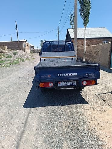 uni 260b: Hyundai Porter II двойная кабина, с бортовой платформой - Кузов — 4
