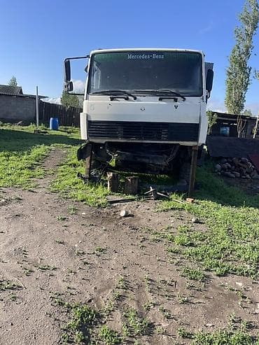 ремонт седло: Грузовик, Mercedes-Benz, Стандарт, 7 т, Б/у — 2