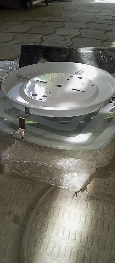 study lamp: За все 4 шт 500сом Потолочный светильник (накладной), комплект — 2
