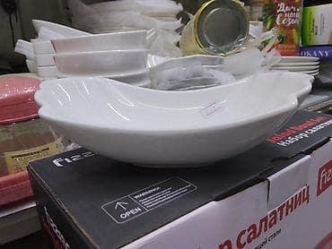 dinner table: Белая керамическая салатница - Материал: керамика/фарфор с глянцевой — 1