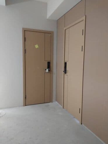 установка двери: Межкомнатная глухая дверь — 6