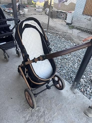 каляска новый: Прогулочная коляска 2-в-1 с перекидной ручкой Продается, почти новая — 2