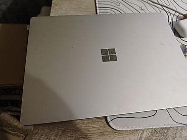 Ноутбук Microsoft Surface Laptop (серия Surface, алюминиевый корпус