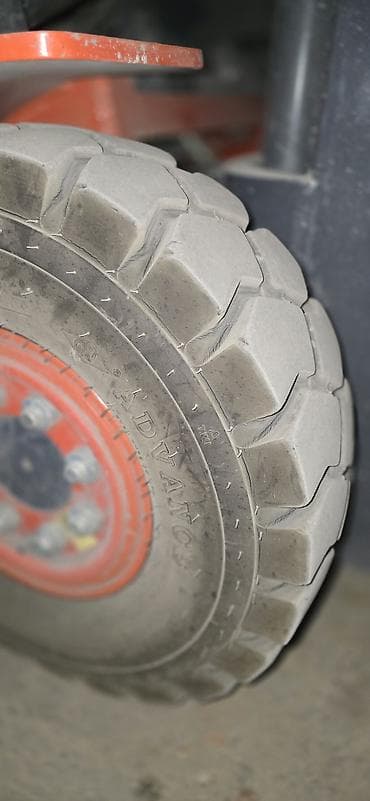 люки крыши ремонт: Погрузчик, 2022 г., Колесный, Вилочный — 5