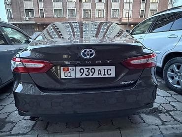 альфард 2012: Toyota Camry: 2019 г., Гибрид, Седан — 5
