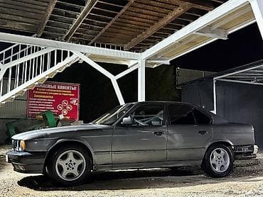 launch 431: BMW 5 series: 1988 г., Седан — 1