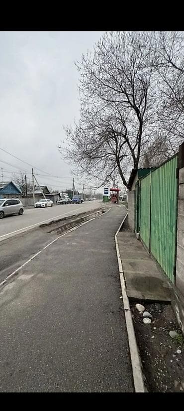 обмен квартиру на дом бишкек: 63 м², 4 комнаты, Парковка, Забор, огорожен — 1