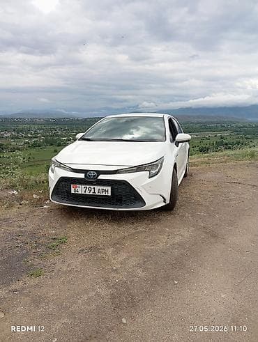 runx alex: Toyota Levin: 2021 г., 1.8 л, Гибрид, Седан — 4