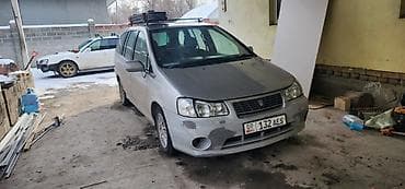 либерту: Nissan Liberty: 2001 г., 2 л, Автомат, Бензин, Минивэн — 3