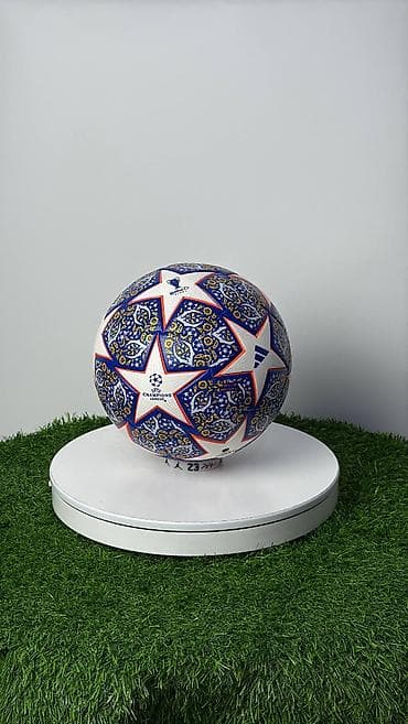 Футбольный мяч Adidas UEFA Champions League - Официальный дизайн Лиги