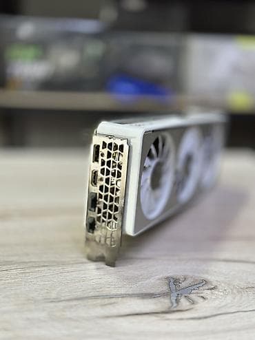 Видеокарта для ПК, Б/у, Gigabyte, GeForce RTX, 8 ГБ at lalafo.kg Видеокарта для ПК, Б/у, Gigabyte, GeForce RTX, 8 ГБ
