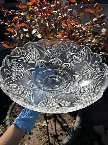 Кафелер, ресторандар үчүн: Посуда б/у Фруктовницы 3шт -1500с Для нарезки 4шт-1500 Тарелки — 3