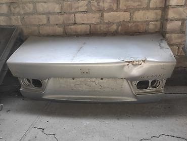 багажник сивик: Крышка багажника Honda, 2002 г., Б/у — 1