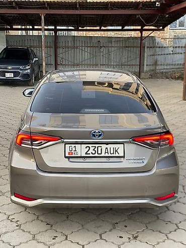 toyota corolla 2020: Toyota Corolla: 2021 г., Гибрид, Седан — 7
