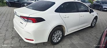 corolla s: Toyota Corolla: 2021 г., 1.8 л, Вариатор, Гибрид, Седан — 3