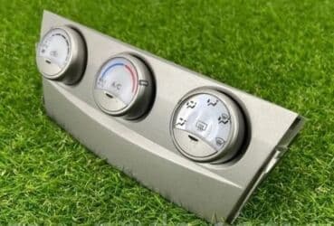 продаю домкрат: Дефлектор воздуховода Toyota 2008 г., Б/у, Оригинал, США — 2