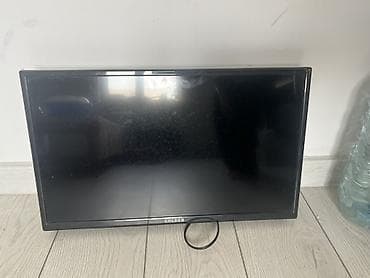 led: LED-телевизор Golder, диагональ около 23–24" - Компактная панель — — 1