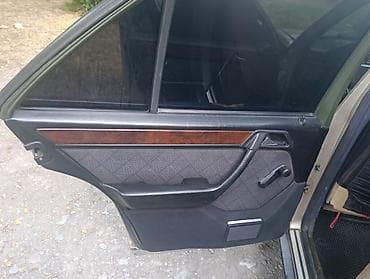 Унаа: Mercedes-Benz W124: 1985 г., 2.3 л, Кол менен иштөөчү, Бензин, Седан — 8