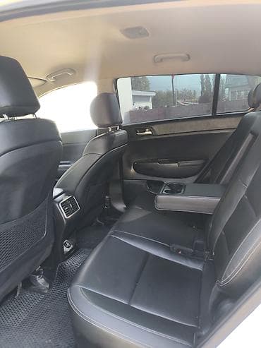 Транспорт: Kia Sportage: 2016 г., 1.7 л, Робот, Дизель, Кроссовер — 8