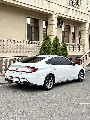 Hyundai Sonata: 2019 г., 2 л, Автомат, Газ, Седан — 2