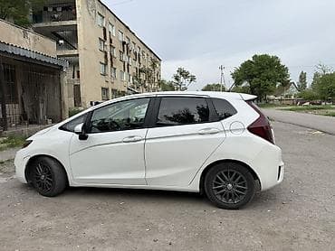 Honda Fit: 2016 г., 1.5 л, Вариатор, Бензин, Хэтчбэк — 2