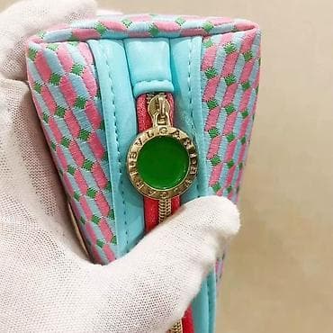 Продаю косметичку Bulgari
Новые 
Есть 2 вида — 6