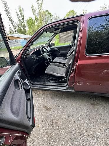 капоты венто: Volkswagen Vento: 1993 г., 1.8 л, Бензин, Седан — 5