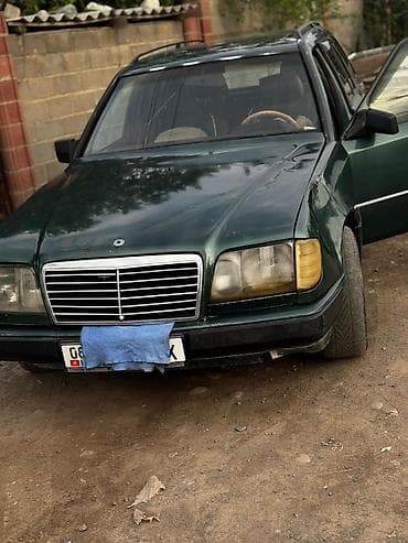Унаа сатуу: Mercedes-Benz W124: 1994 г., 3 л, Кол менен иштөөчү, Дизель, Универсал — 1