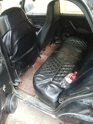 Унаа: ВАЗ (ЛАДА) 2107: 1997 г., 1.6 л, Кол менен иштөөчү, Бензин, Седан — 4