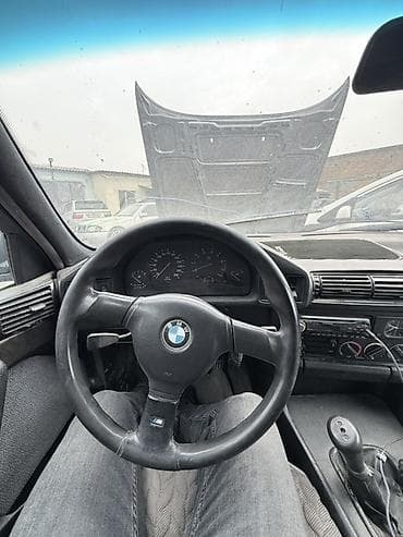 BMW 5 series: 1991 г., Механика, Седан — 2