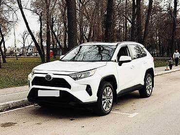 Toyota RAV4: 2021 г., 2.5 л, Автомат, Бензин, Кроссовер