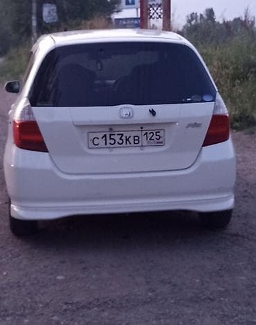 byd hybrid: Honda Fit: 2001 г., 1.3 л, Автомат, Бензин, Хэтчбэк — 4