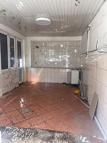 аренда помещений для цеха: Помещение под коммерцию/мастерскую Описание: - Небольшое помещение с — 2