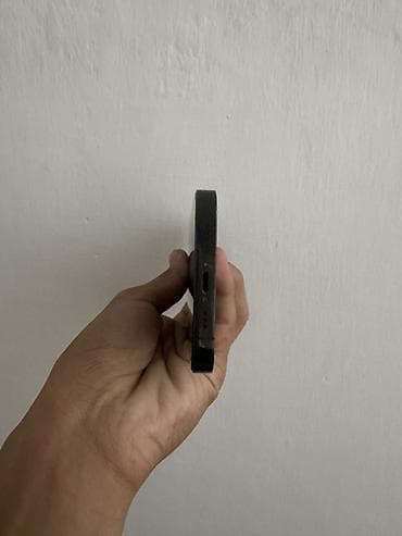 aplle 7: IPhone 14 Pro, 128 ГБ, Черный, 99 % — 6