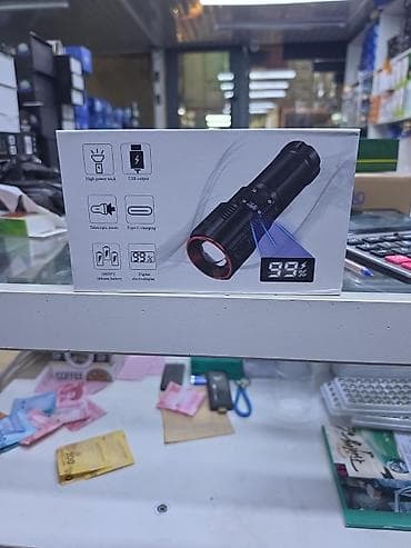 Аксессуарлар жана тюнинг: Мощный светодиодный фонарь с зумом и Power Bank Ключевые особенности — 2