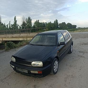 bme e34: Volkswagen Golf: 1994 г., 1.6 л, Механика, Бензин, Хэтчбэк — 1