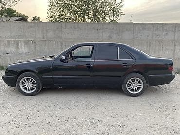 camry 2010: Mercedes-Benz E-Class: 1999 г., 2.4 л, Автомат, Бензин, Седан — 3