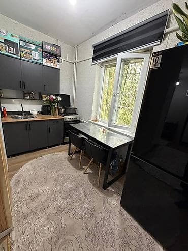 одна комната квартиры: 1 комната, 39 м², 105 серия, 1 этаж, Косметический ремонт — 3
