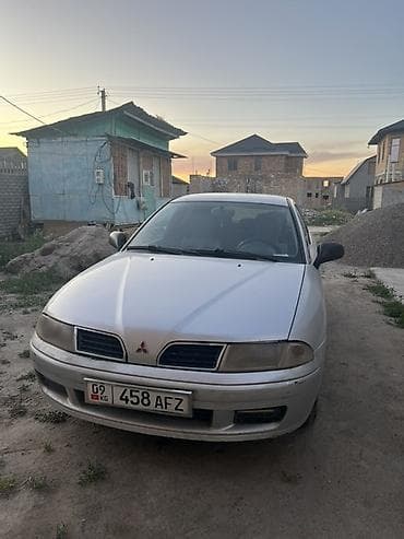 Mitsubishi Carisma: 2001 г., Автомат, Бензин, Седан