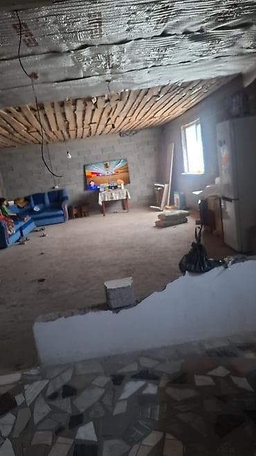 дом магазином: Здание, 240 м² — 5