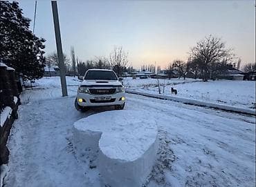 тойота авто: Toyota Hilux: 2012 г., Автомат, Дизель, Пикап — 2