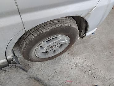Toyota: Toyota Regius: 2002 г. — 3