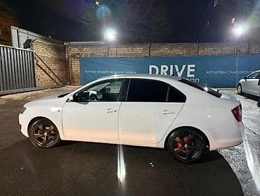 шкода октавия а7: Skoda Rapid: 2016 г., 1.6 л, Ручные, Бензин, Седан — 3